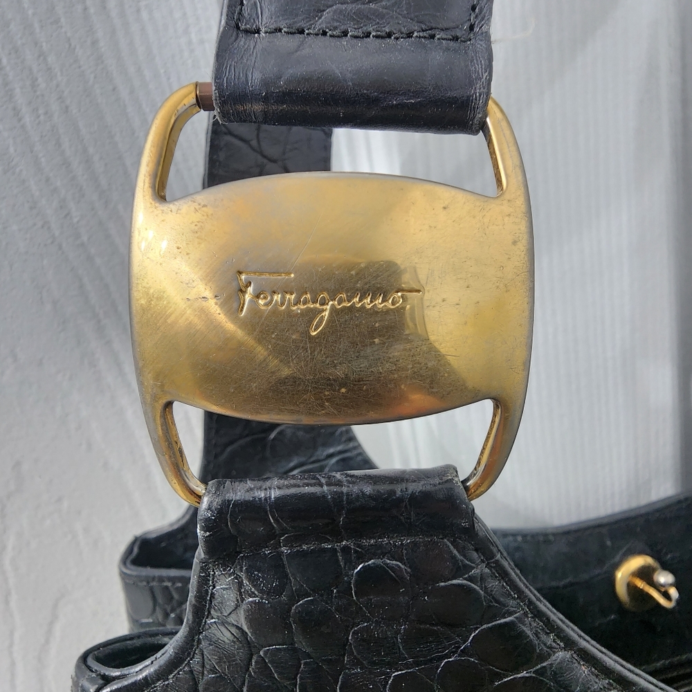 SALVATORE FERRAGAMO vintage Shoulder Bag. Made In Italy. - Picture 2 of 3
